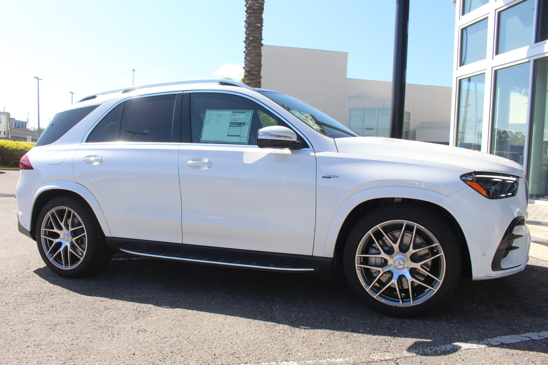 New 2026 Mercedes-Benz GLE 53 AMG 4MATIC image 9