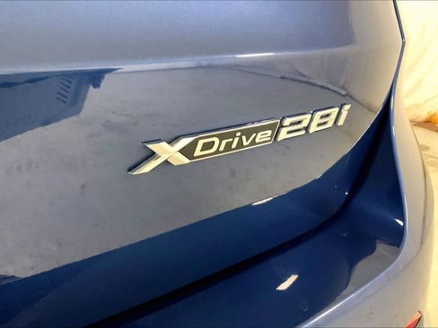 Used 2025 BMW X1 xDrive28i image 10