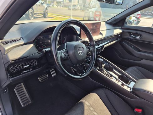 Used 2023 Honda Accord Sport image 16