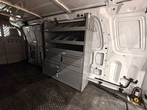 Used 2014 Ford E-250 and Econoline 250 Extended w/ Power Group RWD image 28