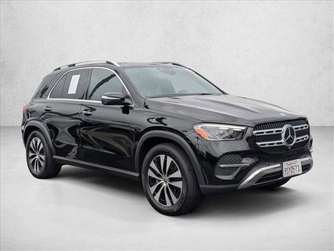 Certified 2025 Mercedes-Benz GLE 350 4MATIC image 3
