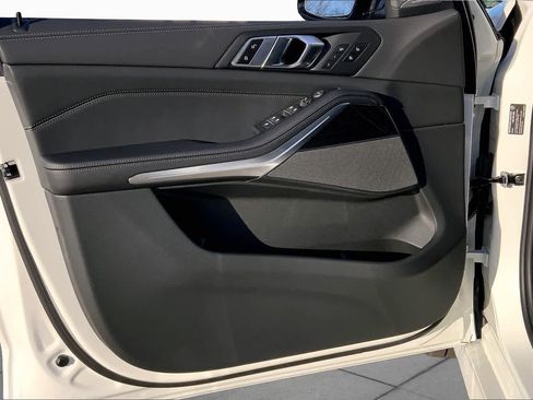 New 2026 BMW X5 M60i AWD/4WD image 10