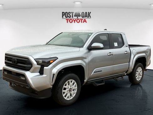 New 2026 Toyota Tacoma SR5 image 3