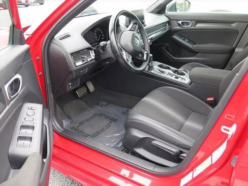 Used 2022 Honda Civic Sport image 10