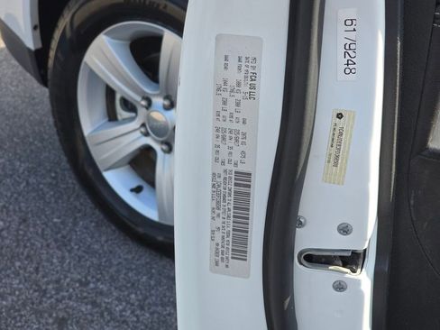 Used 2015 Jeep Compass High Altitude image 30