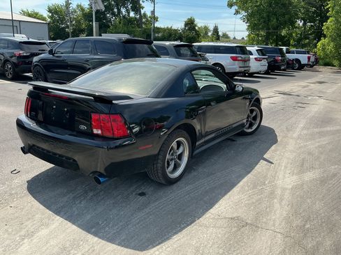 Used 2003 Ford Mustang GT RWD image 3