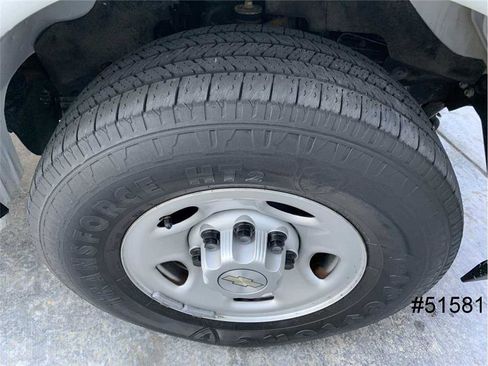 Used 2020 Chevrolet Express 2500 image 20