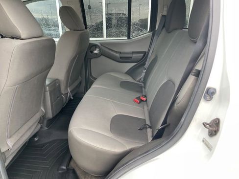 Used 2014 Nissan Xterra S image 11