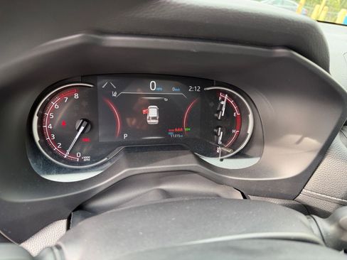 Used 2025 Toyota RAV4 XLE image 41