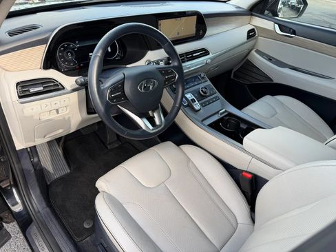 Used 2021 Hyundai Palisade Limited FWD image 6