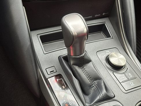 Used 2022 Lexus IS 300 image 20