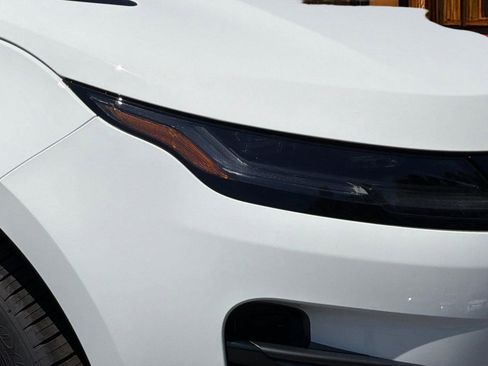 New 2026 Land Rover Range Rover Evoque Dynamic SE AWD/4WD image 10