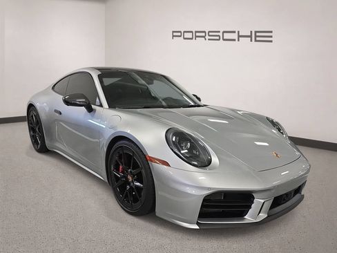 Certified 2025 Porsche 911 Carrera S RWD image 4