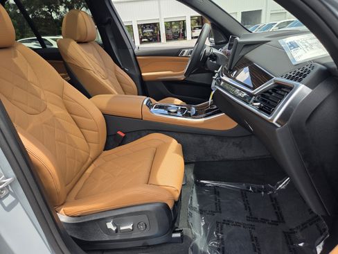 New 2026 BMW X5 sDrive40i w/ M Sport Package RWD image 17