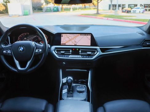 Used 2019 BMW 330i Sedan w/ Convenience Package image 25