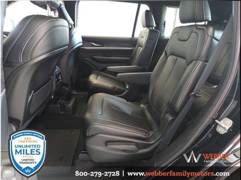 New 2025 Jeep Grand Cherokee L Limited w/ Black Appearance Package image 13