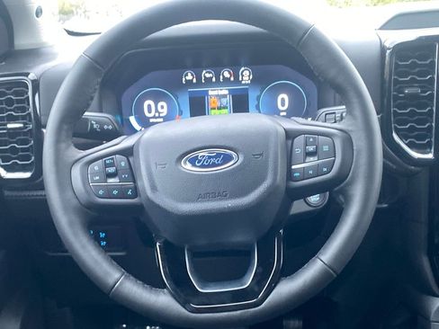 New 2025 Ford Ranger Lariat w/ FX4 Off-Road Package image 25