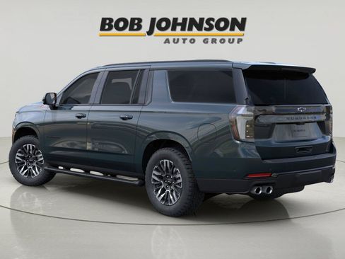 New 2026 Chevrolet Suburban Z71 w/ Comfort Package AWD/4WD image 6