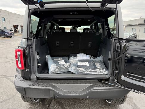 New 2026 Ford Bronco Badlands image 41