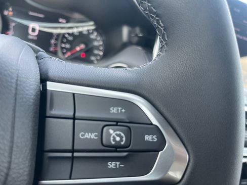 New 2026 Jeep Compass Latitude image 10