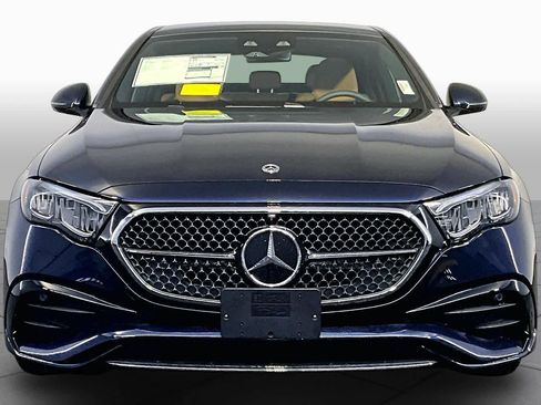 New 2026 Mercedes-Benz E 350 4MATIC Sedan image 2