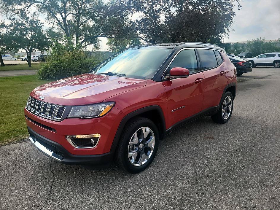 Used 2021 Jeep Compass Limited AWD/4WD image 1