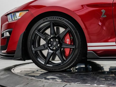 Used 2021 Ford Mustang Shelby GT500 w/ Carbon Fiber Handling Package RWD image 99