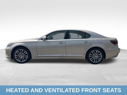 Used 2015 Lexus LS 460 w/ Comfort Package RWD image 3