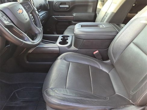 Used 2020 Chevrolet Silverado 2500 LTZ w/ Technology Package image 24