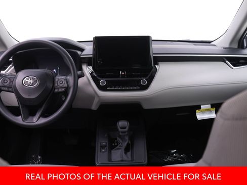Certified 2026 Toyota Corolla Cross L FWD image 5