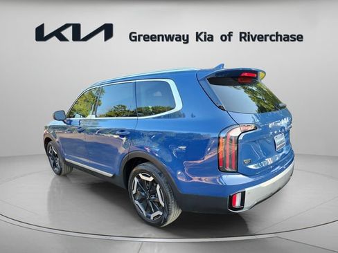 Used 2023 Kia Telluride EX FWD image 4