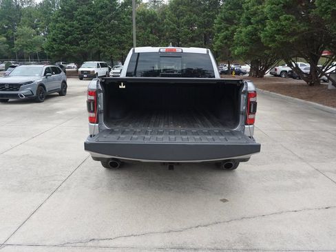 Used 2022 RAM 1500 Laramie AWD/4WD image 17