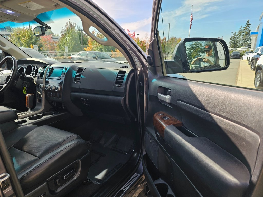 Used 2013 Toyota Tundra Platinum AWD/4WD image 12