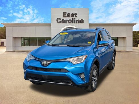 Used 2017 Toyota RAV4 XLE FWD image 7