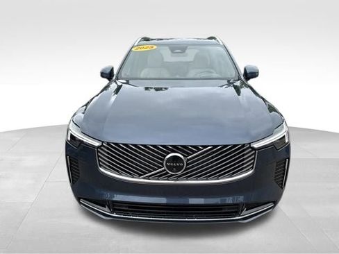 Used 2025 Volvo XC90 B6 Ultra w/ Protection Package Premier AWD/4WD image 2