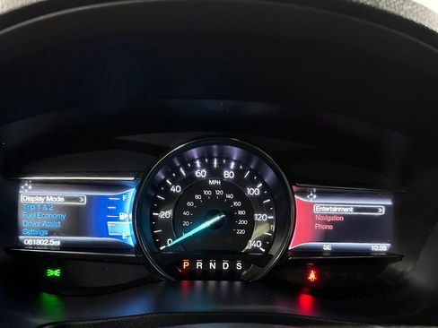 Used 2016 Ford Explorer XLT w/ Equipment Group 202A image 20