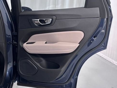 Certified 2026 Volvo XC60 B5 Plus AWD/4WD image 27