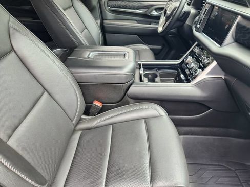 Used 2023 GMC Yukon XL Denali w/ Max Trailering Package AWD/4WD image 14
