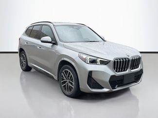 Used 2025 BMW X1 xDrive28i video 1
