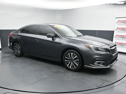 Used 2018 Subaru Legacy 2.5i Premium image 2