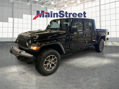 New 2026 Jeep Gladiator Sport