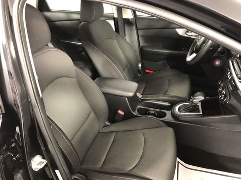 Used 2024 Kia Forte LXS image 18