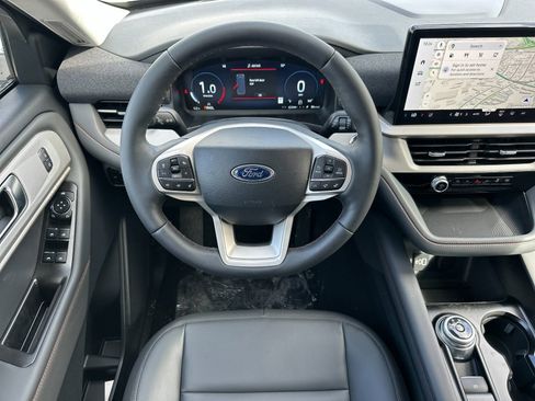 New 2026 Ford Explorer Active w/ Active Comfort Package image 16