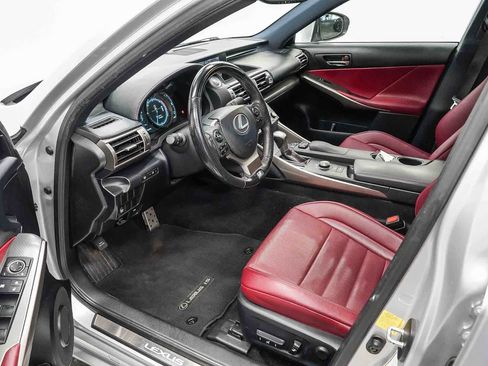 Used 2016 Lexus IS 200t RWD image 18