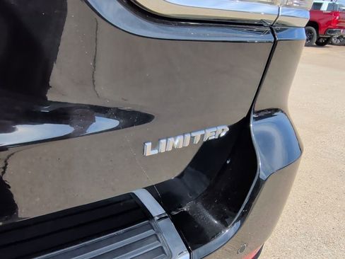 Used 2018 Jeep Grand Cherokee Limited w/ Luxury Group II image 45