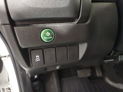 Used 2018 Honda Fit Sport image 17