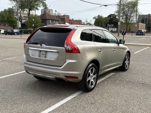 Used 2015 Volvo XC60 T6 Platinum FWD image 10