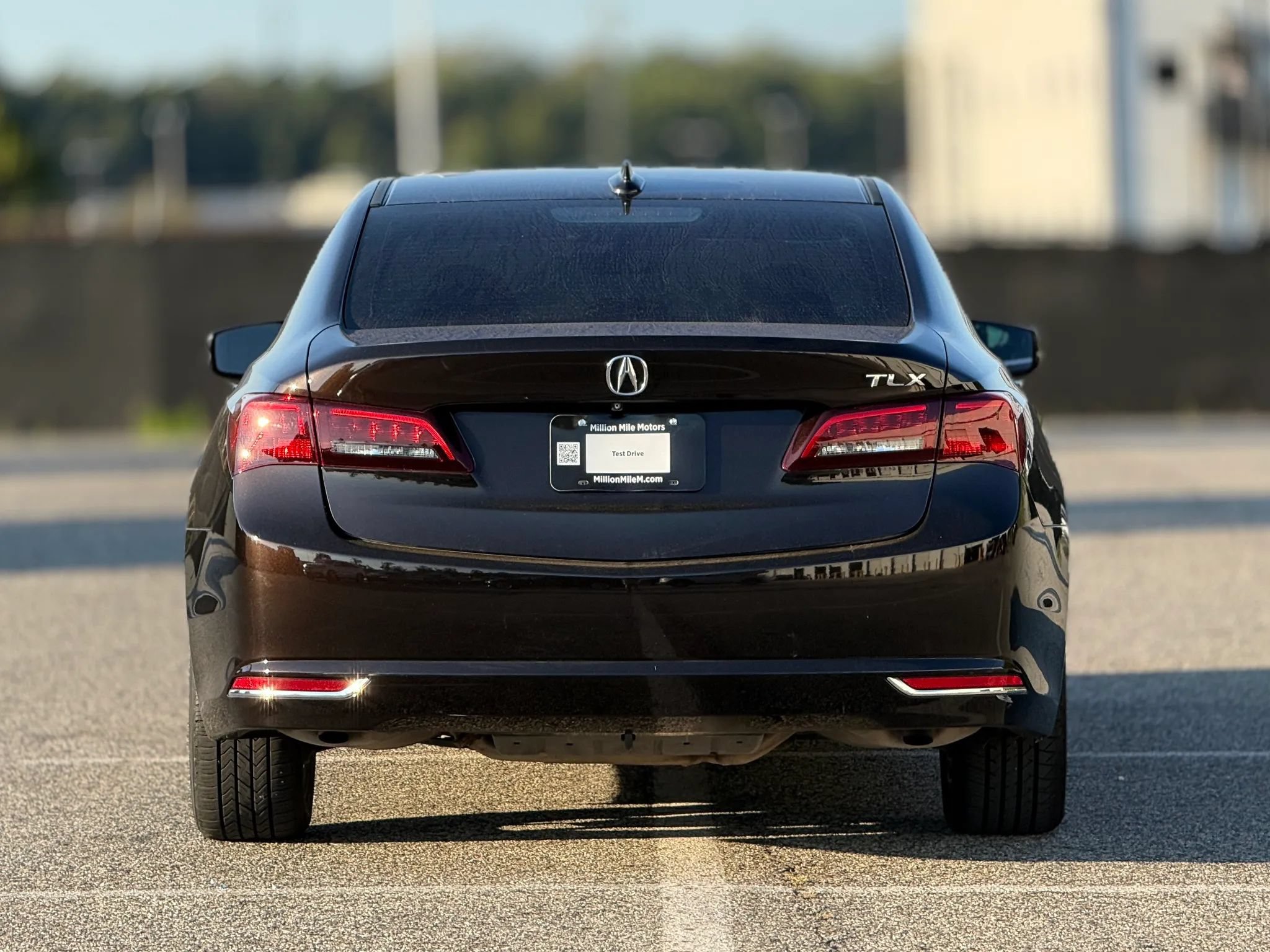 Used 2016 Acura TLX w/ Technology Package FWD image 4