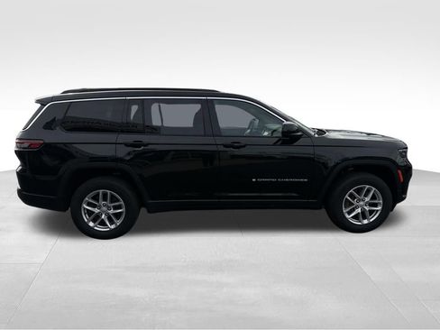 Used 2024 Jeep Grand Cherokee L Laredo AWD/4WD image 7