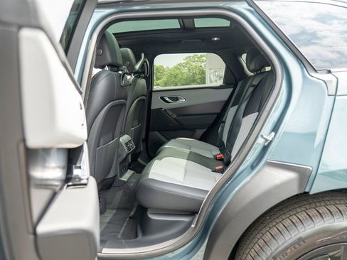 New 2026 Land Rover Range Rover Velar Dynamic SE image 20